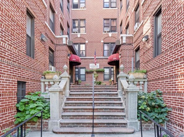 1976 LaFontaine Avenue 1D, Bronx NY 10457