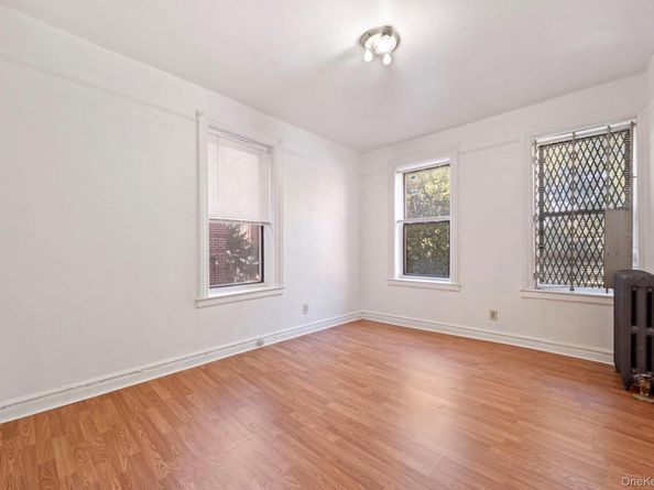 1976 LaFontaine Avenue 1D, Bronx NY 10457