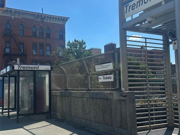 1976 LaFontaine Avenue 1D, Bronx NY 10457