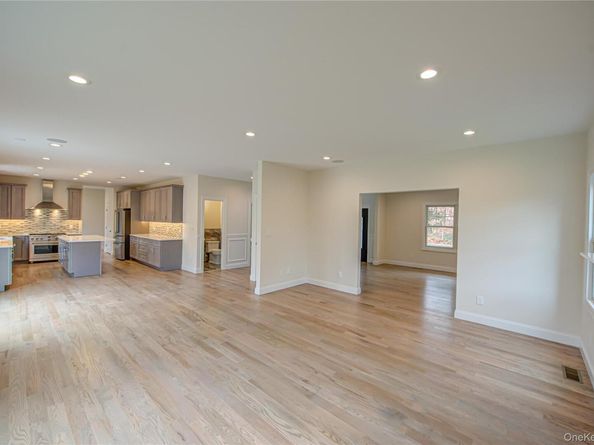 176 (Birmingham) Southern Boulevard, Nesconset NY 11767