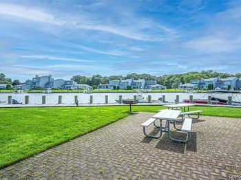 142 Fairharbor Drive