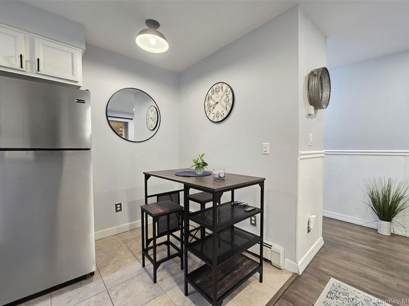 142 Fairharbor Drive 142, Patchogue NY 11772