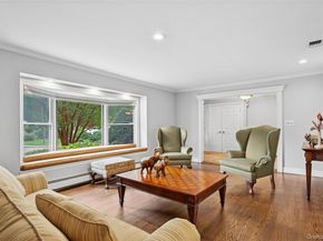 18 Knoll Lane, Glen Head NY 11545