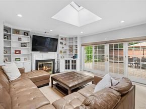 18 Knoll Lane, Glen Head NY 11545