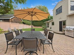 18 Knoll Lane, Glen Head NY 11545
