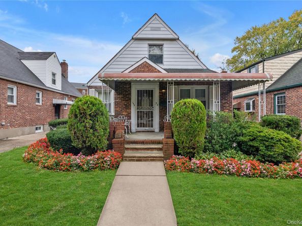 145-52 10th Avenue, Whitestone NY 11357