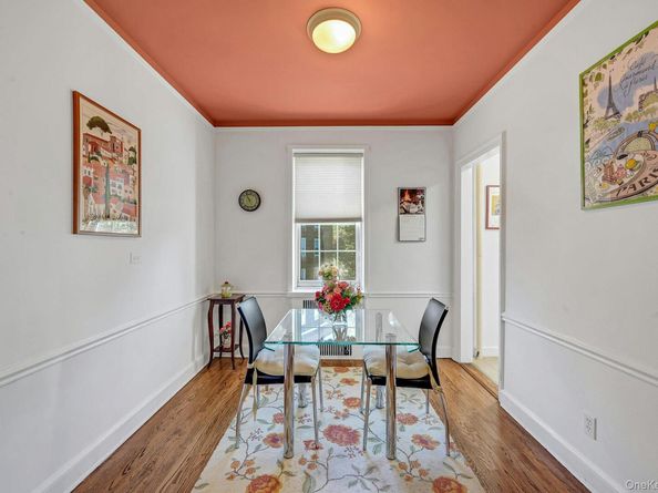 3 Midland Gardens 3H, Bronxville NY 10708
