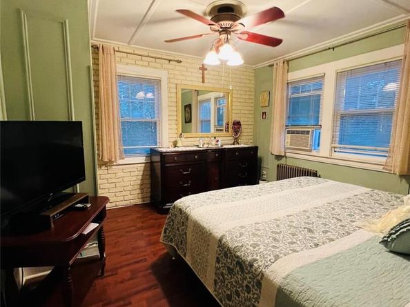 512 Logan Avenue, Bronx NY 10465