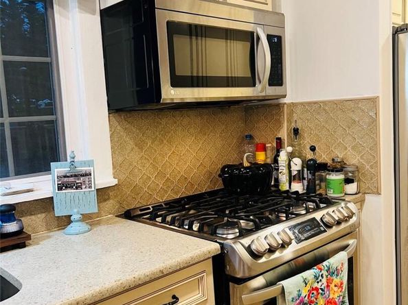 512 Logan Avenue, Bronx NY 10465