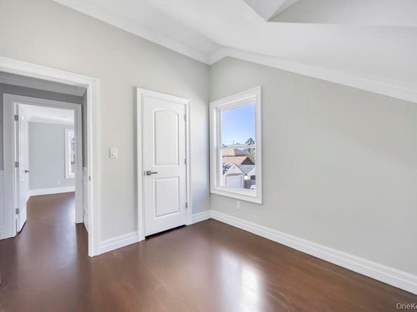 41 Perry Street, Hempstead NY 11550