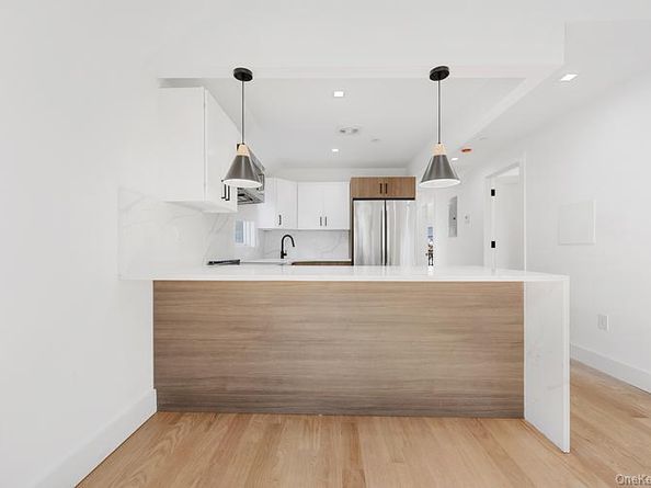 3832 215th Street, Bayside NY 11361