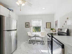 39 Lewis Court, Huntington Station NY 11746