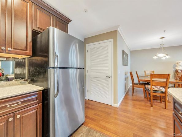 17 Hunter Drive, Central Islip NY 11722