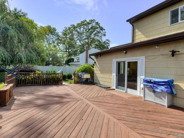 27 Bruno Lane, Dix Hills NY 11746