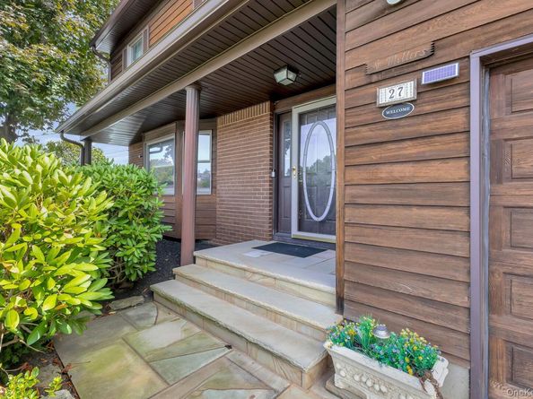 27 Bruno Lane, Dix Hills NY 11746