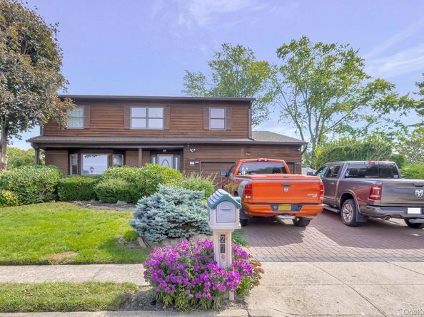 27 Bruno Lane, Dix Hills NY 11746