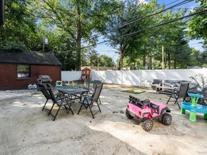 11 Brook Lane, Great Neck NY 11023