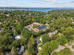 11 Brook Lane, Great Neck NY 11023