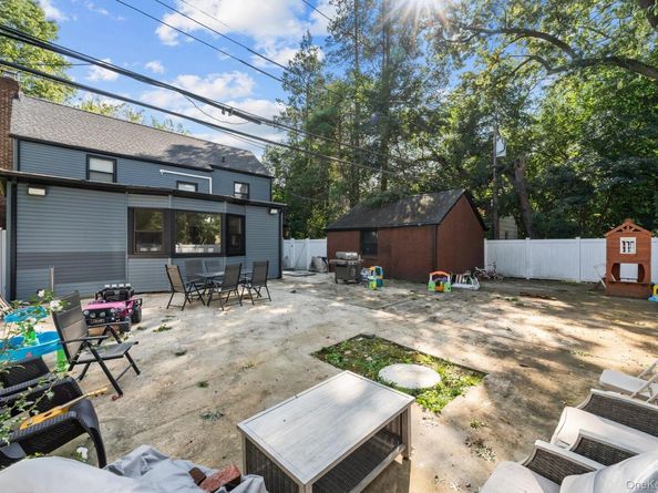 11 Brook Lane, Great Neck NY 11023