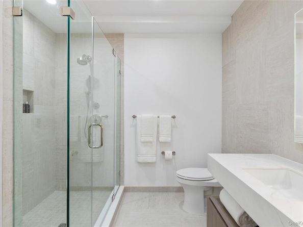 140 Boardwalk 1009 B, Long Beach NY 11561