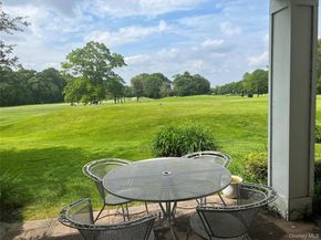 85 Windwatch Drive, Hauppauge NY 11788