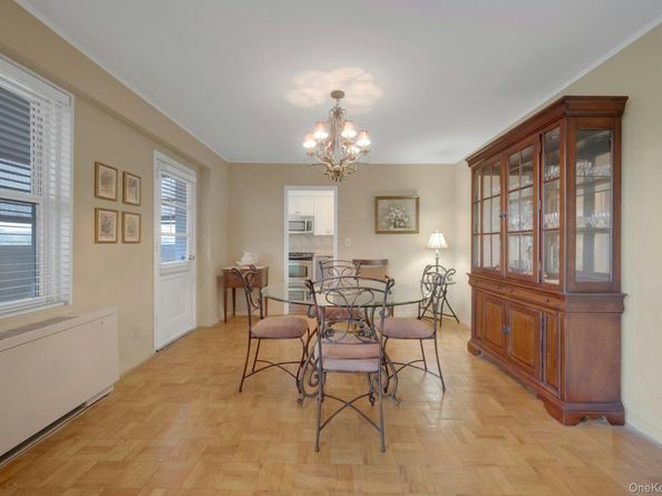 1200 Midland Avenue 8f, Bronxville NY 10708