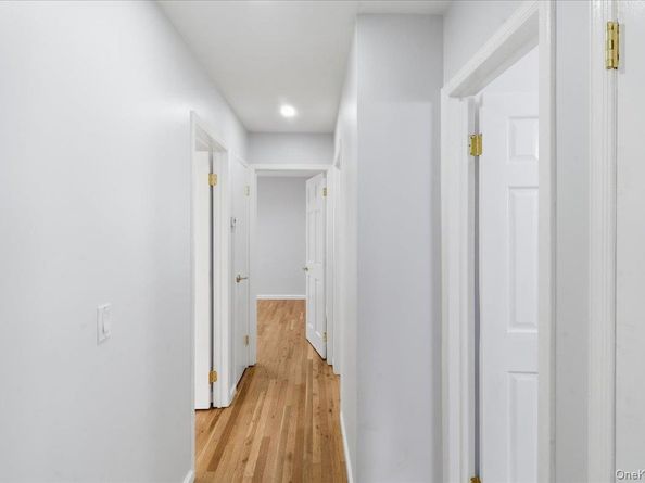 1040 Brookside Avenue, Uniondale NY 11553