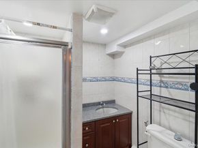 1040 Brookside Avenue, Uniondale NY 11553