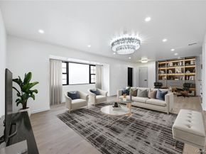 26 Roseanne Drive, Woodbury NY 11797