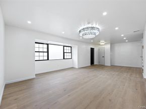 26 Roseanne Drive, Woodbury NY 11797