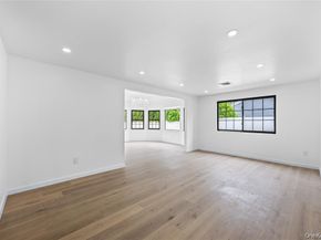 26 Roseanne Drive, Woodbury NY 11797