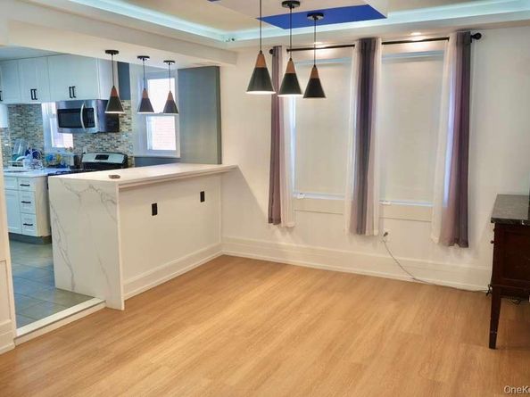 14 Parsons Drive, Hempstead NY 11550