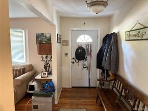 3 Somerset Court, East Setauket NY 11733