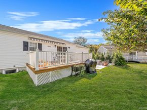 1407 Middle Road 258, Calverton NY 11933