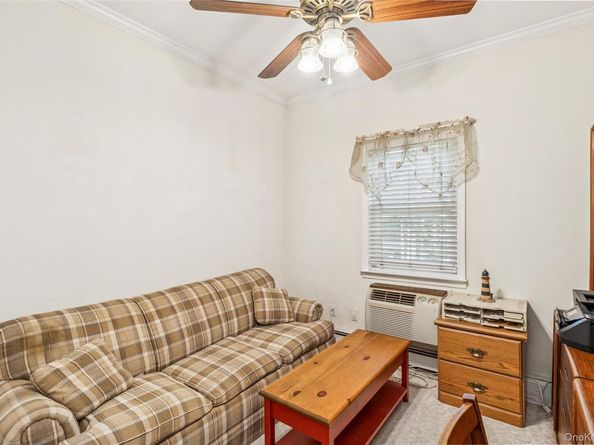 10 Glen Hollow Drive C1, Holtsville NY 11742