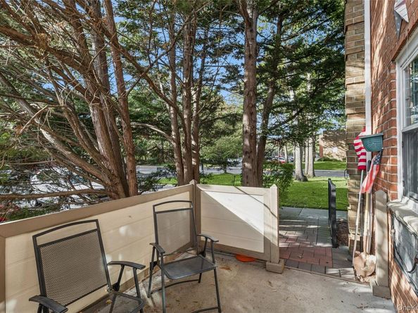 10 Glen Hollow Drive C1, Holtsville NY 11742