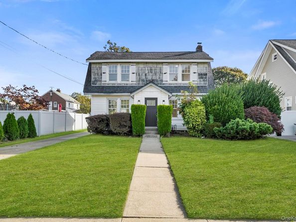36 New York Avenue, Freeport NY 11520