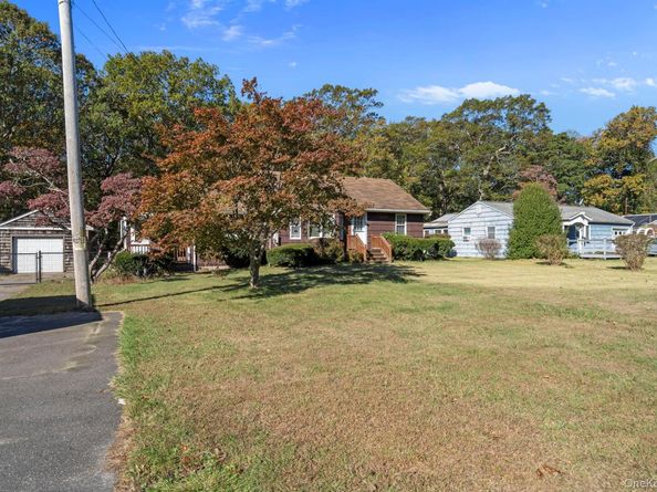20 Patchogue Yaphank Road, Yaphank NY 11980