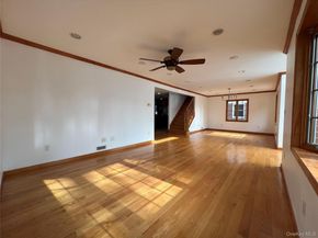 7611 270th Street, New Hyde Park NY 11040