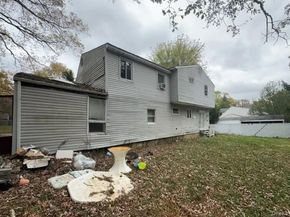 4 Evans Street, Coram NY 11727