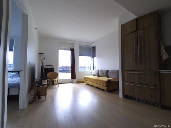 136-18 Maple Avenue 5E, Flushing NY 11355