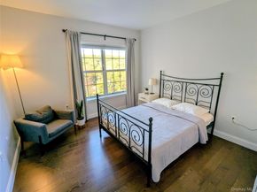 10 Byron Place 517, Larchmont NY 10538