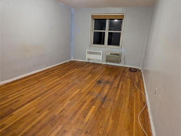 7 Balint Drive 427, Yonkers NY 10710