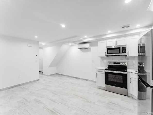 30 Corbin Place, Brooklyn NY 11235