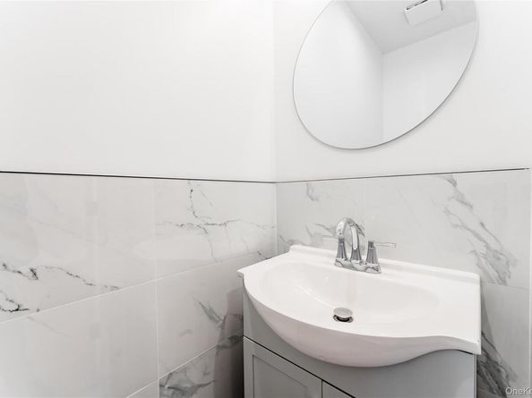 30 Corbin Place, Brooklyn NY 11235