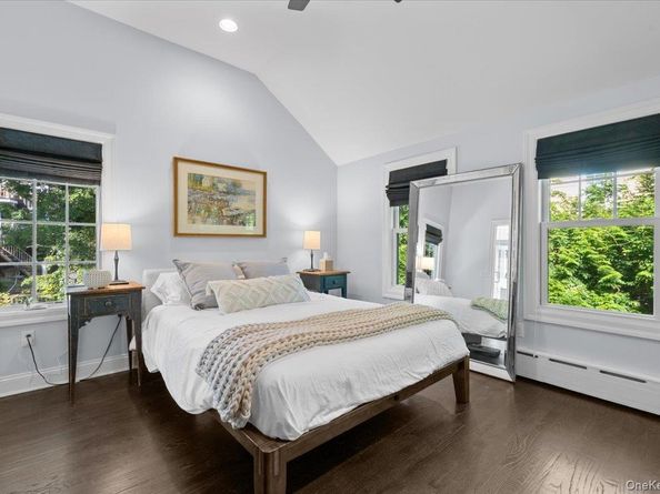 90 17th Avenue, Sea Cliff NY 11579