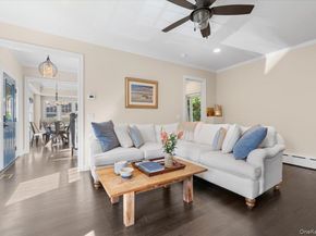 90 17th Avenue, Sea Cliff NY 11579
