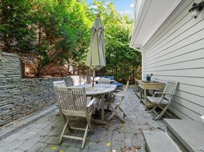 90 17th Avenue, Sea Cliff NY 11579