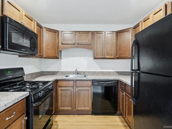 37 Weatherby Lane, Central Islip NY 11722