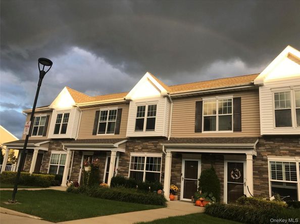 37 Weatherby Lane, Central Islip NY 11722